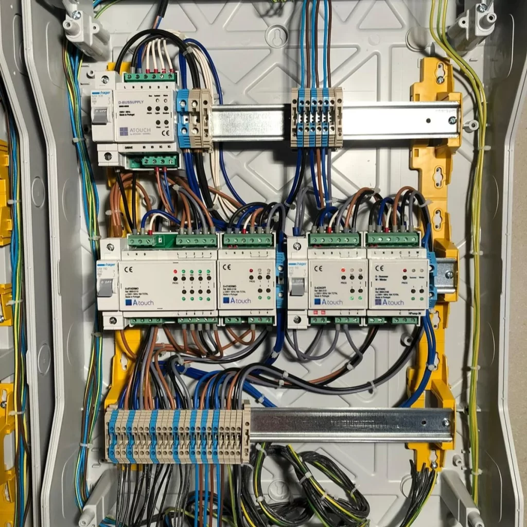 Temos soluções personalizadas que garantem a instalação de um sistema elétrico seguro, eficiente e confiável.