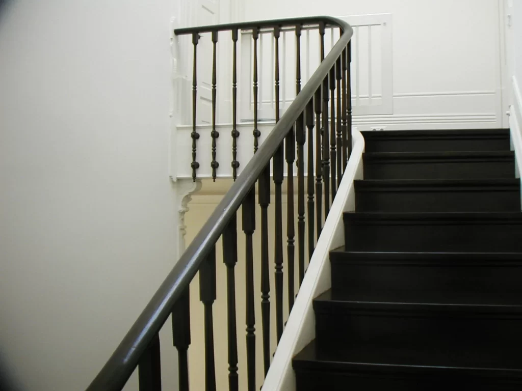 Escadas restauradas do século IX